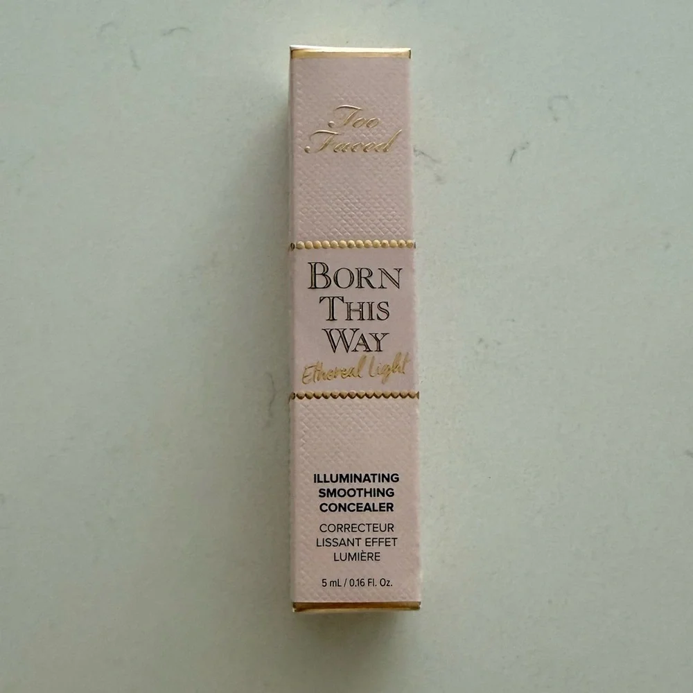 Too Faced Born This Way Ethereal Light Illuminating Smoothing Concealer Honeybun